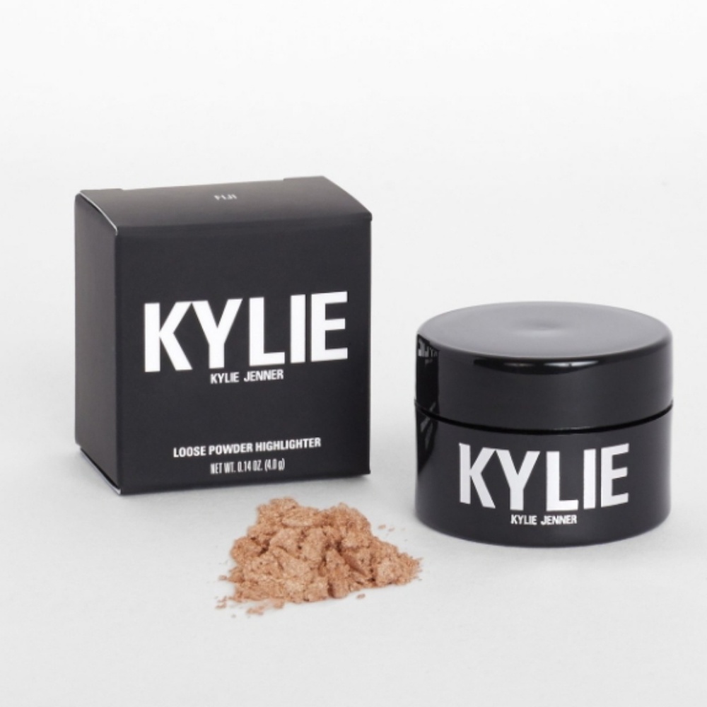 Kylie Jenner Loose Powder Highlighter